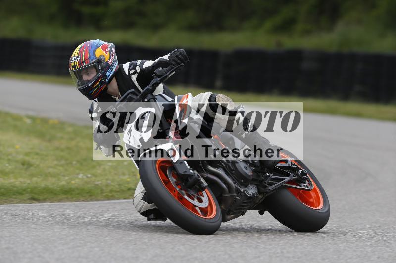 /Archiv-2025/08 20.04.2025 Speer Racing ADR/Gruppe rot/39